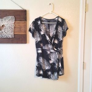 Hurley Bathing suit Cover Large